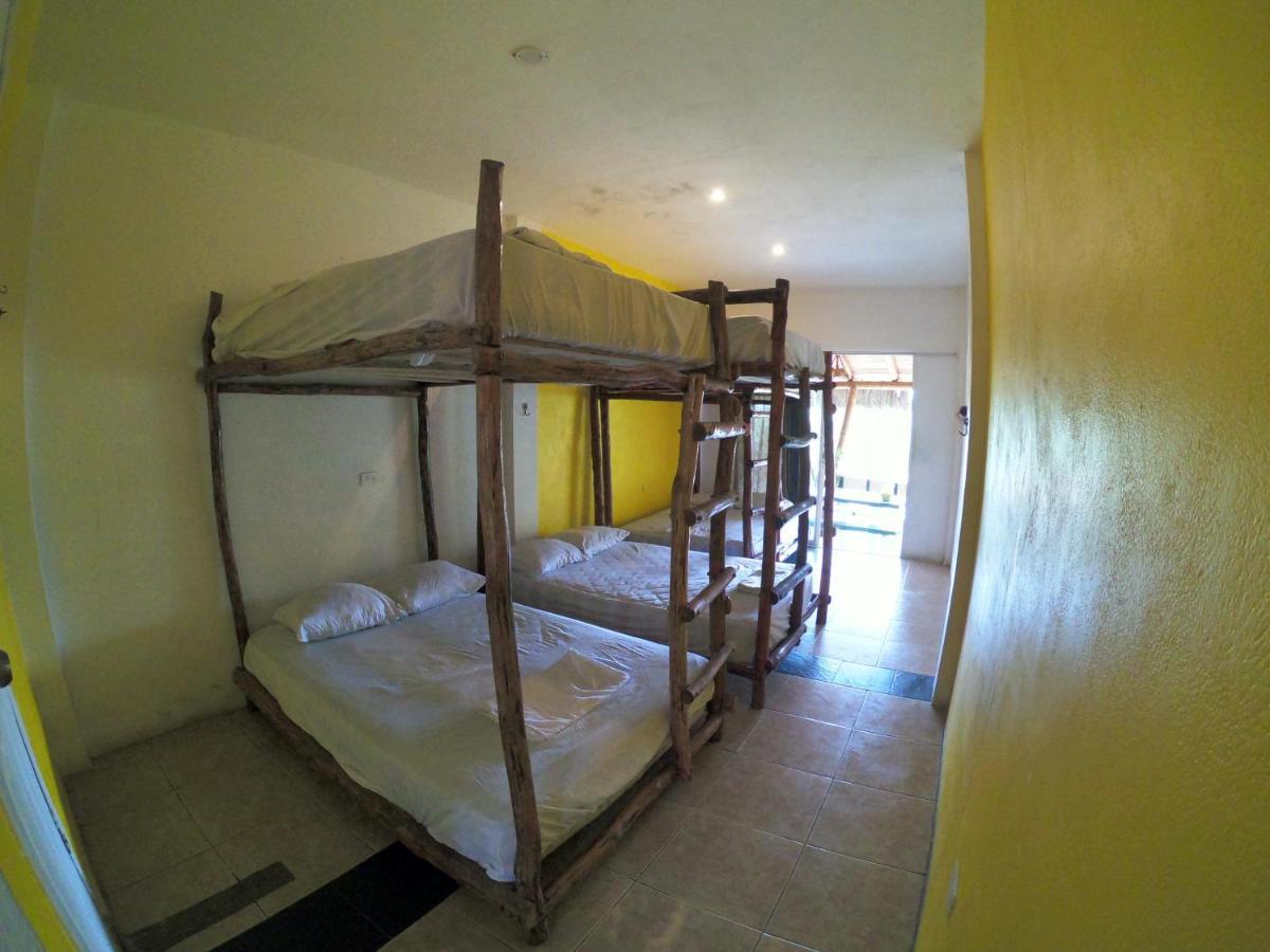 Kiwi Suites Hostel Montañita Eksteriør bilde
