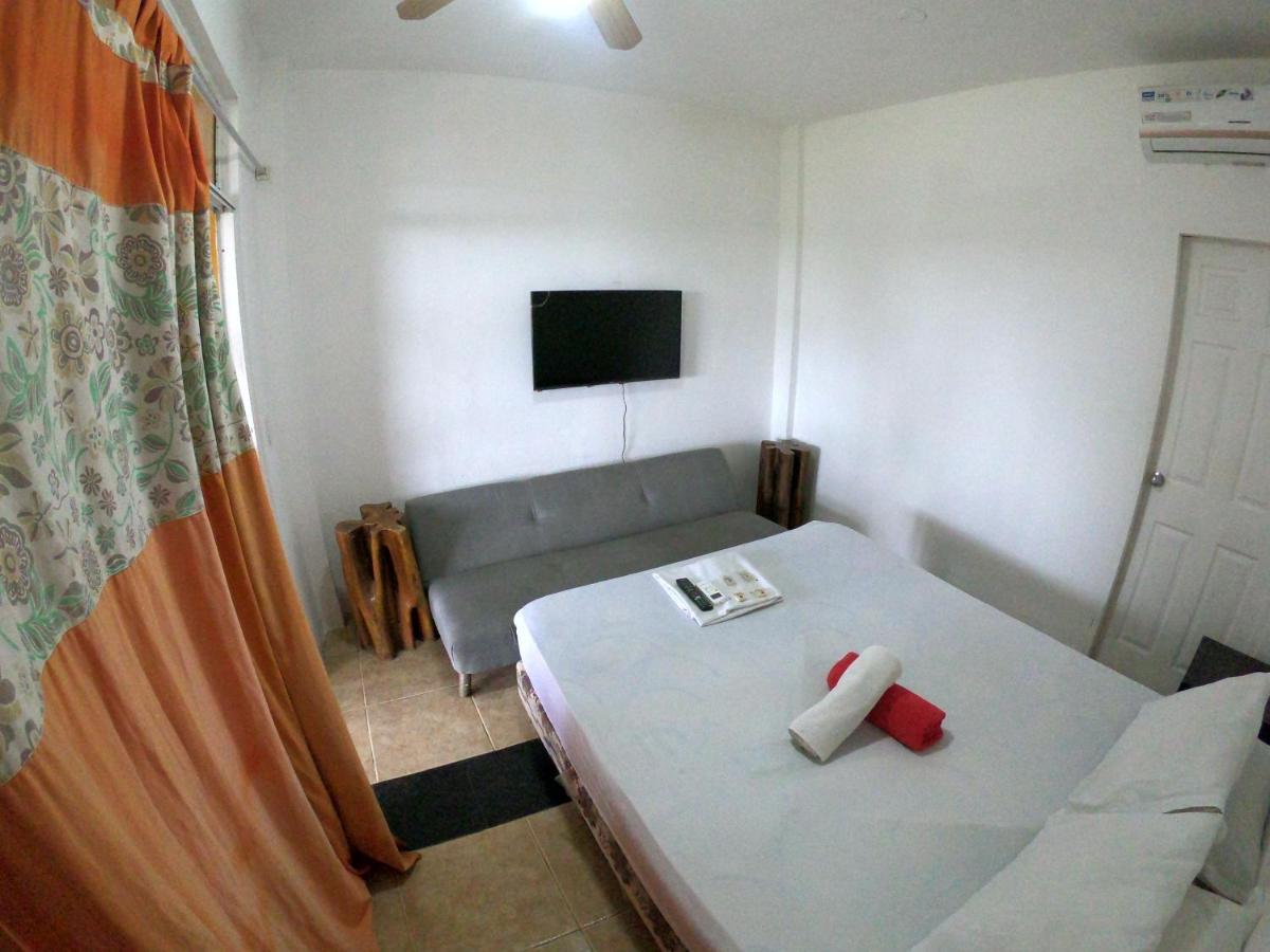 Kiwi Suites Hostel Montañita Eksteriør bilde