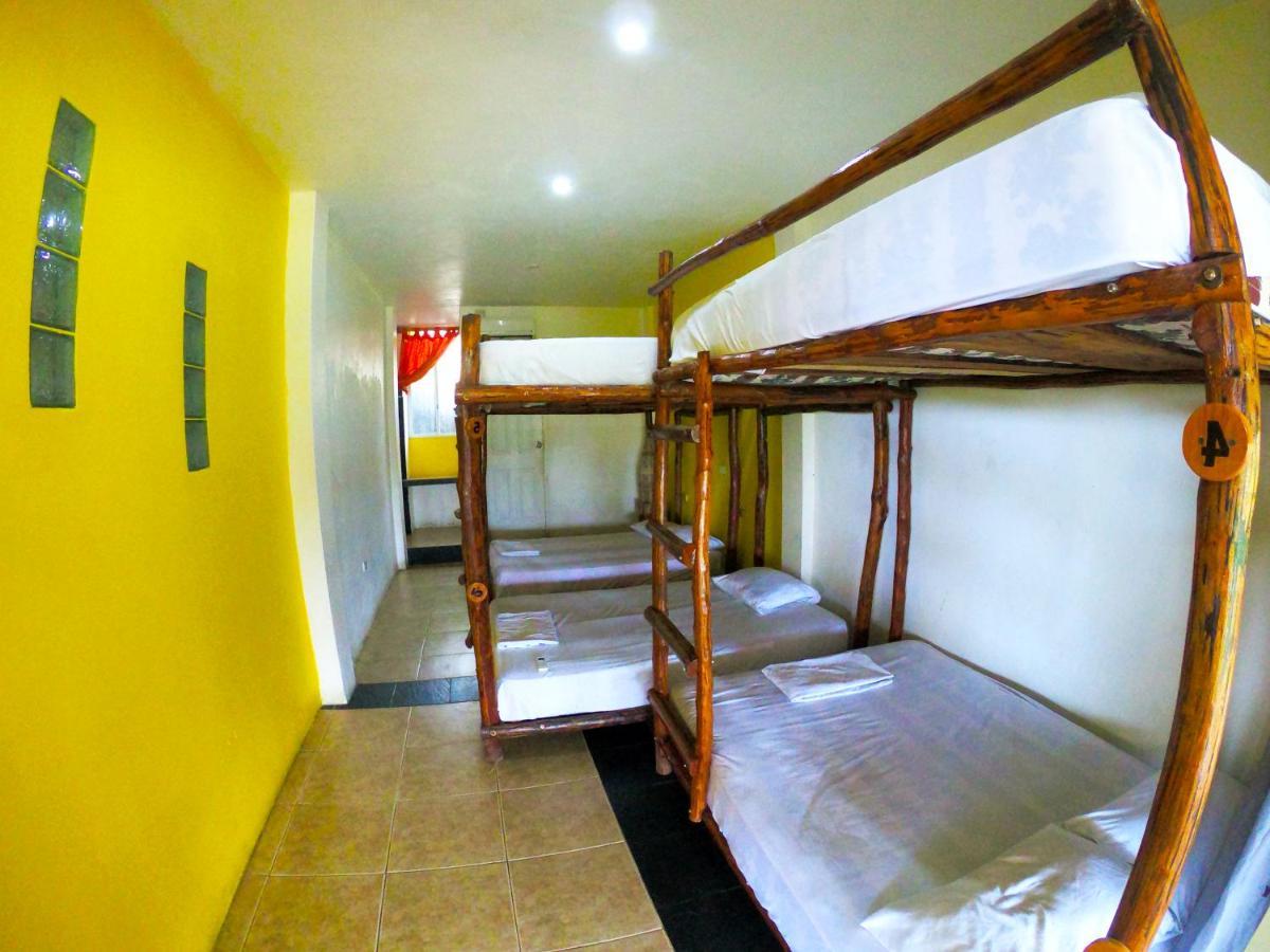 Kiwi Suites Hostel Montañita Eksteriør bilde