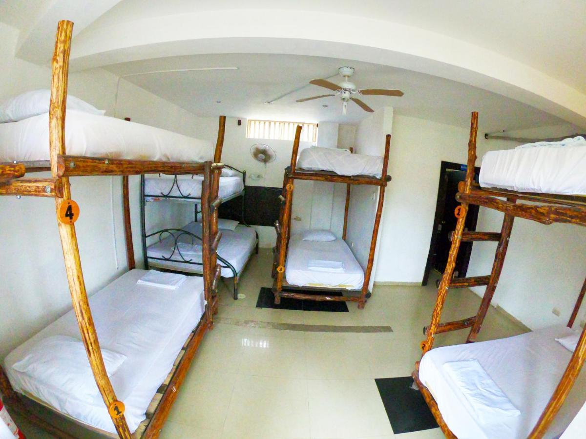 Kiwi Suites Hostel Montañita Eksteriør bilde