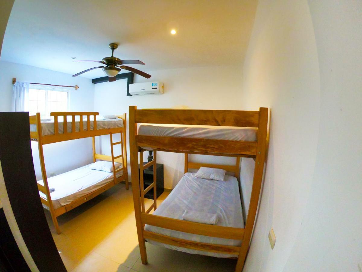 Kiwi Suites Hostel Montañita Eksteriør bilde