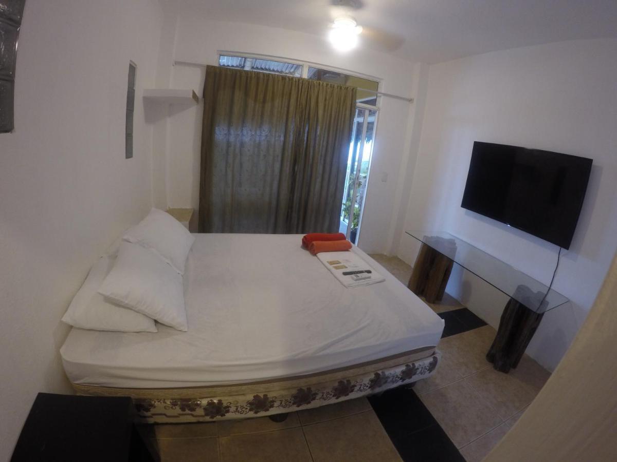 Kiwi Suites Hostel Montañita Eksteriør bilde