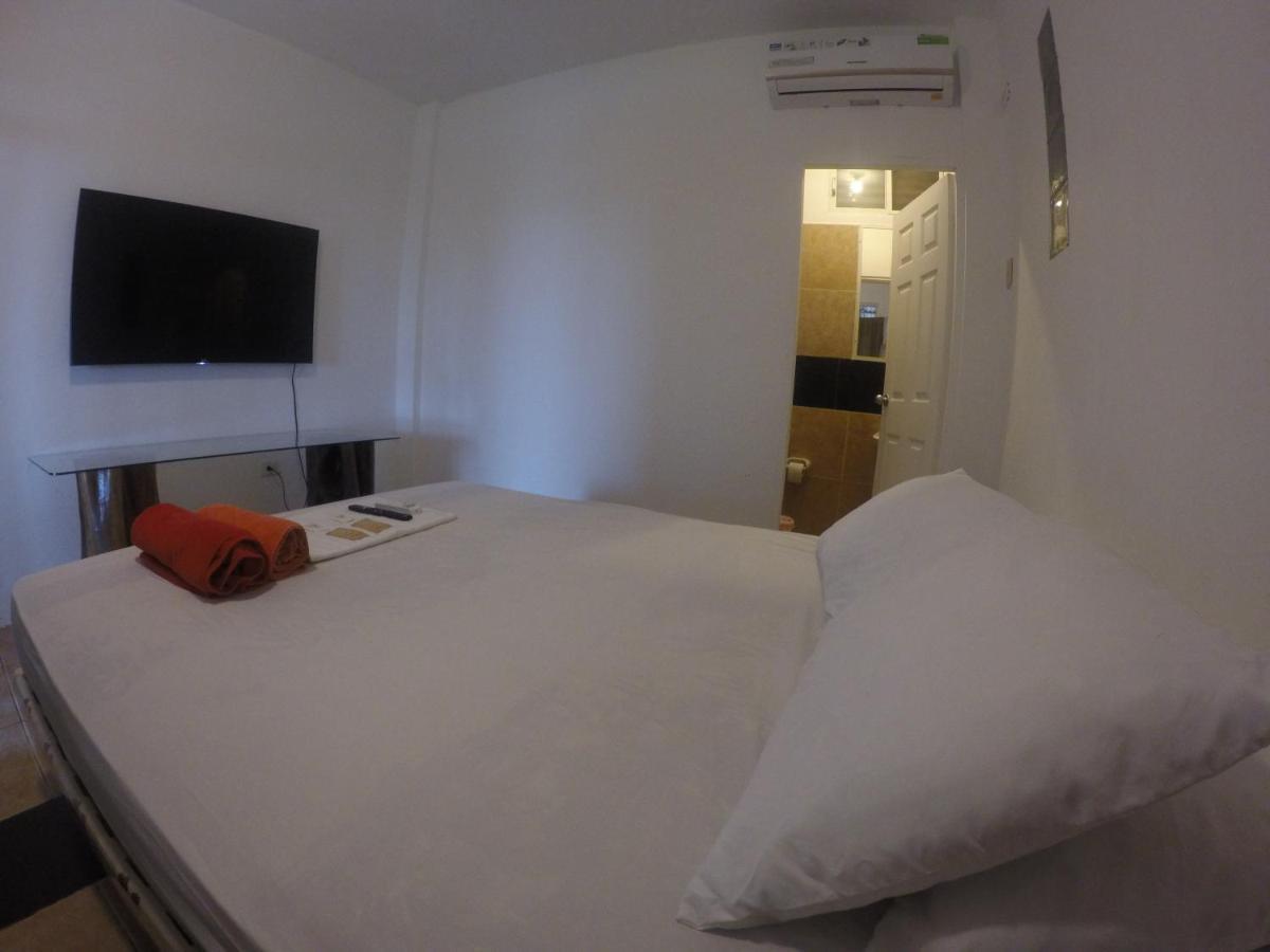 Kiwi Suites Hostel Montañita Eksteriør bilde