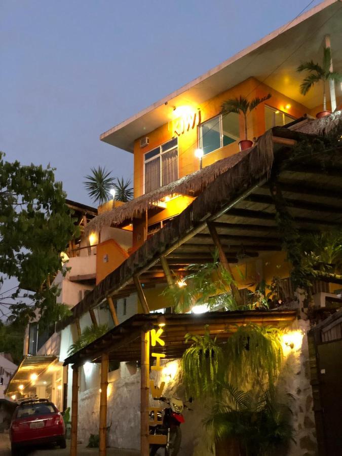 Kiwi Suites Hostel Montañita Eksteriør bilde