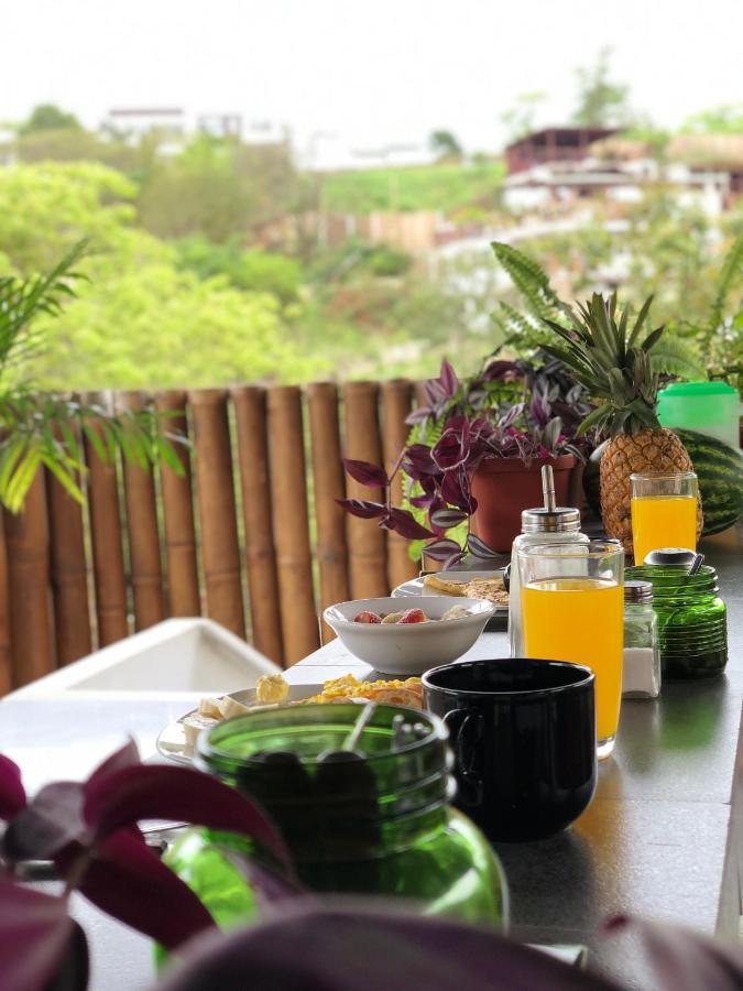 Kiwi Suites Hostel Montañita Eksteriør bilde