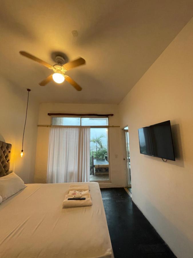 Kiwi Suites Hostel Montañita Eksteriør bilde