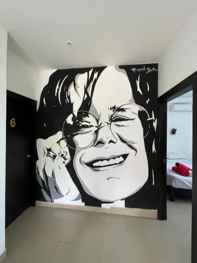 Kiwi Suites Hostel Montañita Eksteriør bilde